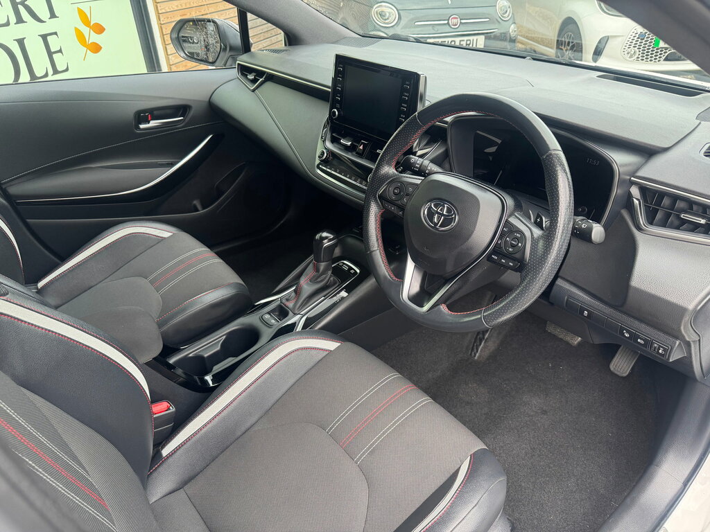 Toyota Corolla 2.0 Vvt-h Gpf Gr Sport Hatchback Hybrid White