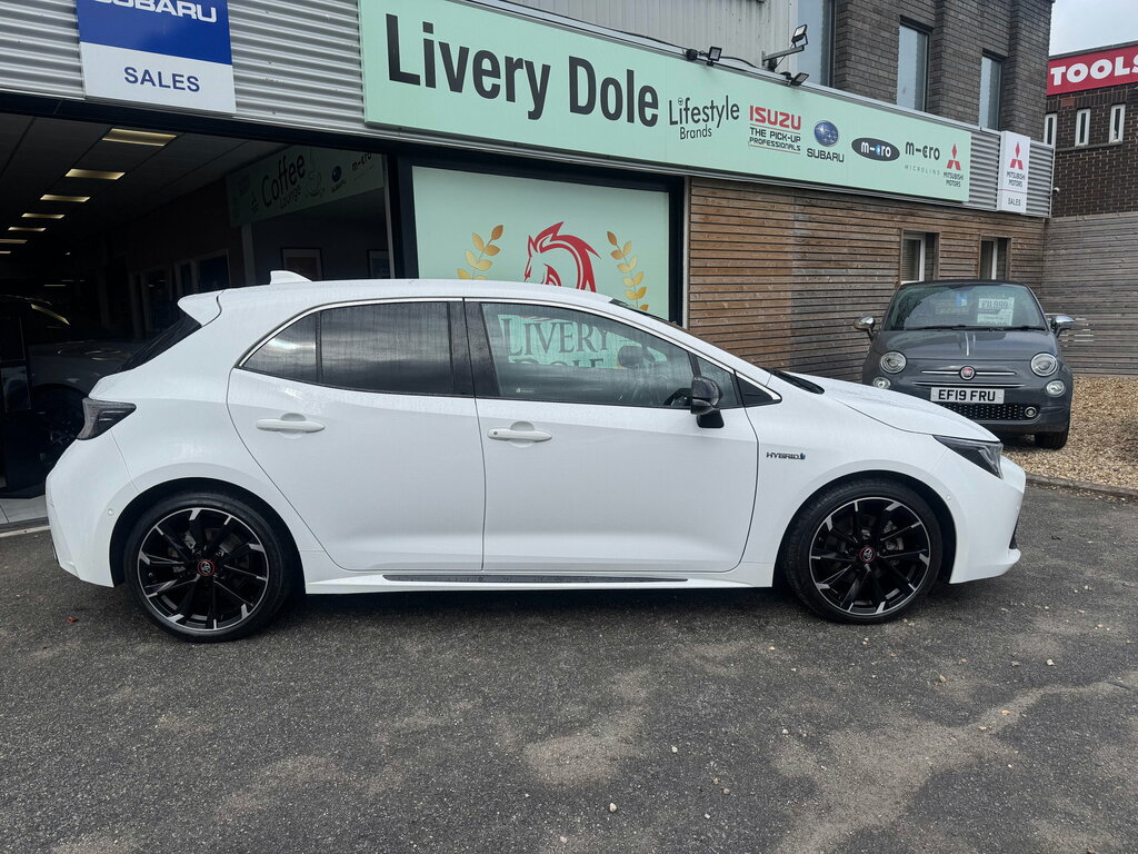 Toyota Corolla 2.0 Vvt-h Gpf Gr Sport Hatchback Hybrid White #3