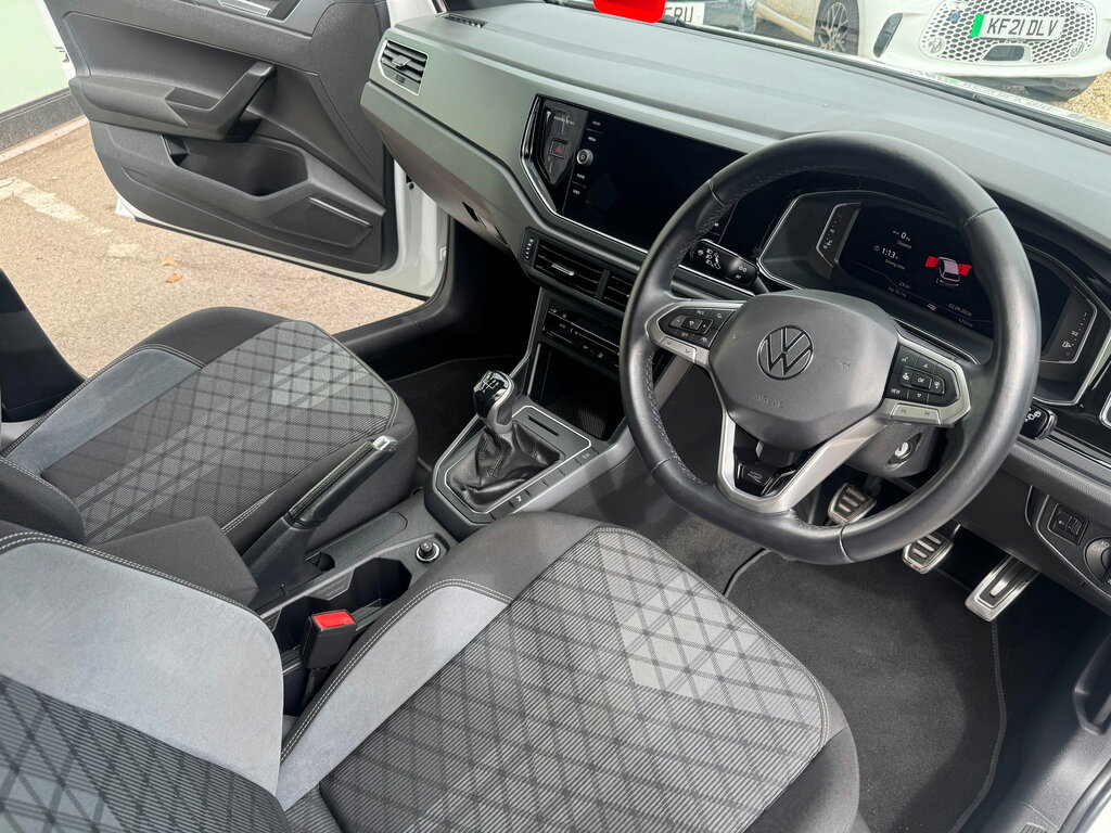 Volkswagen Polo 1.0 Tsi R-line Hatchback Euro 6 White #2
