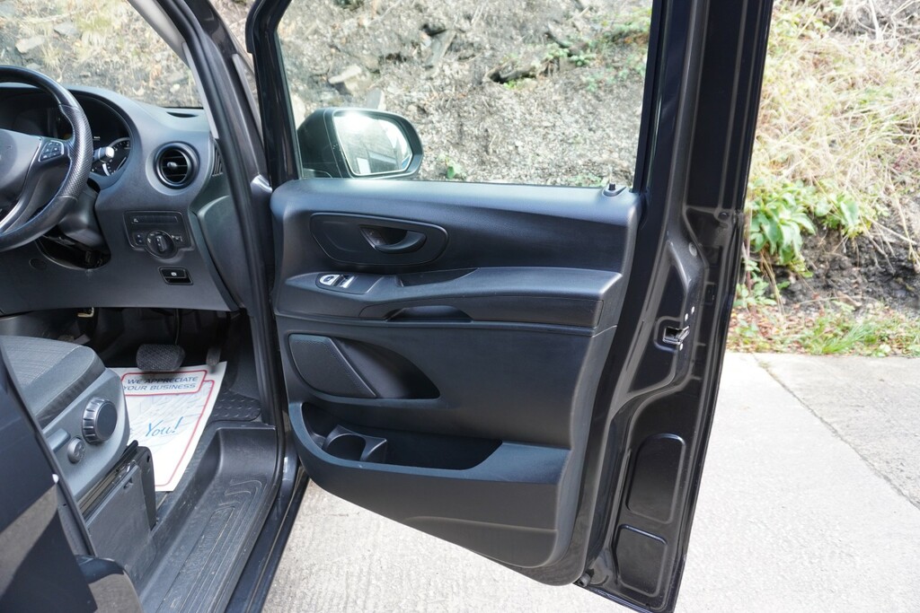 Mercedes-Benz Vito Camper Van Low Silver #19