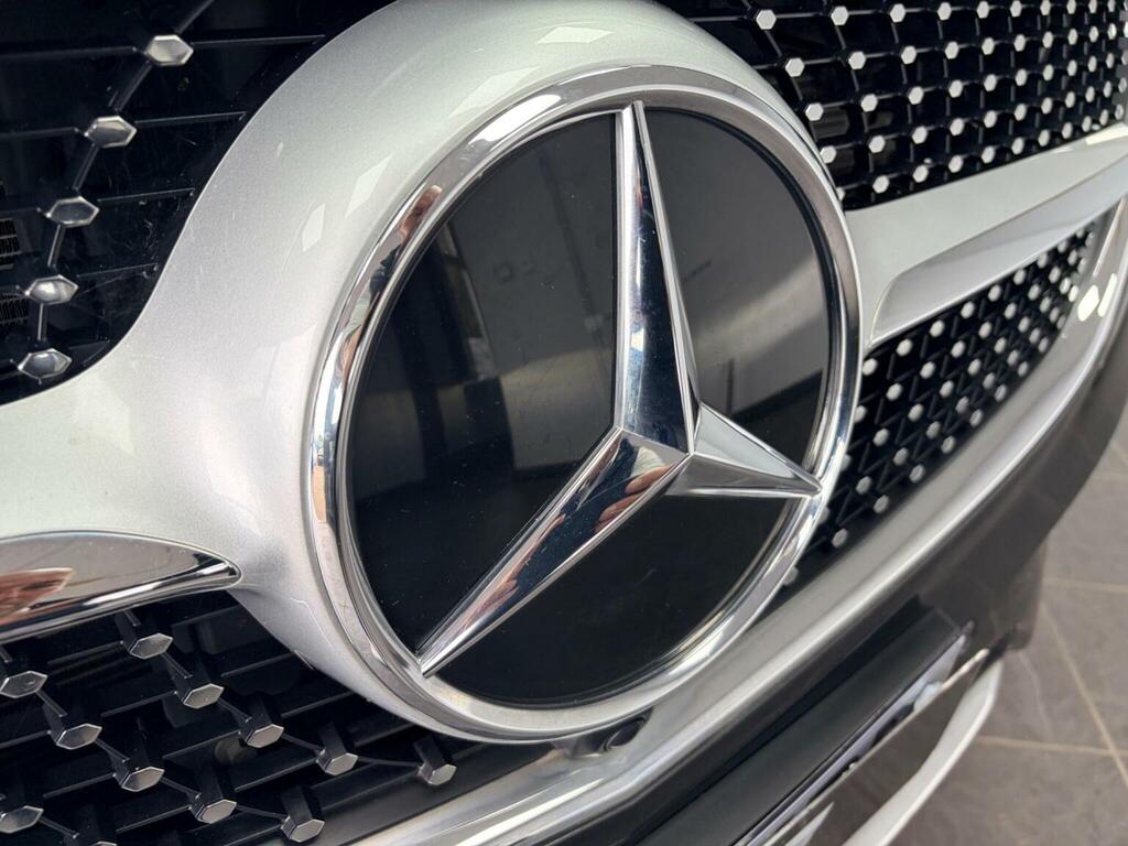 Mercedes-Benz V Class Mpv Silver #48