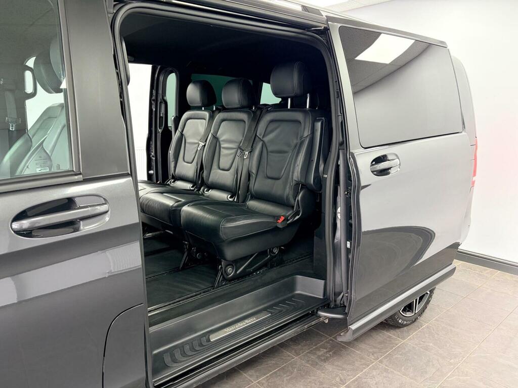 Mercedes-Benz V Class Mpv Silver #36