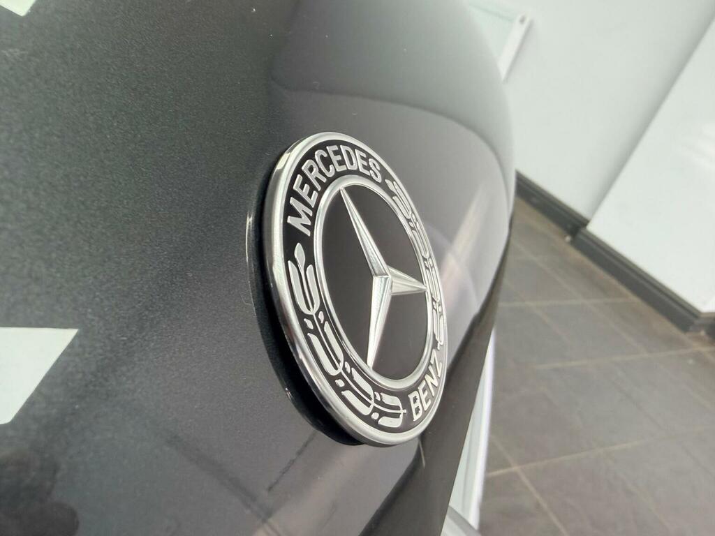 Mercedes-Benz V Class Mpv Silver #49