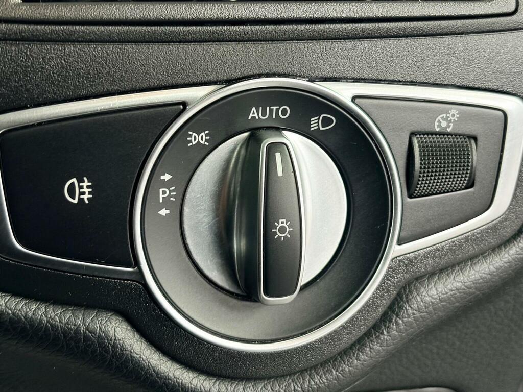 Mercedes-Benz V Class Mpv Silver #58