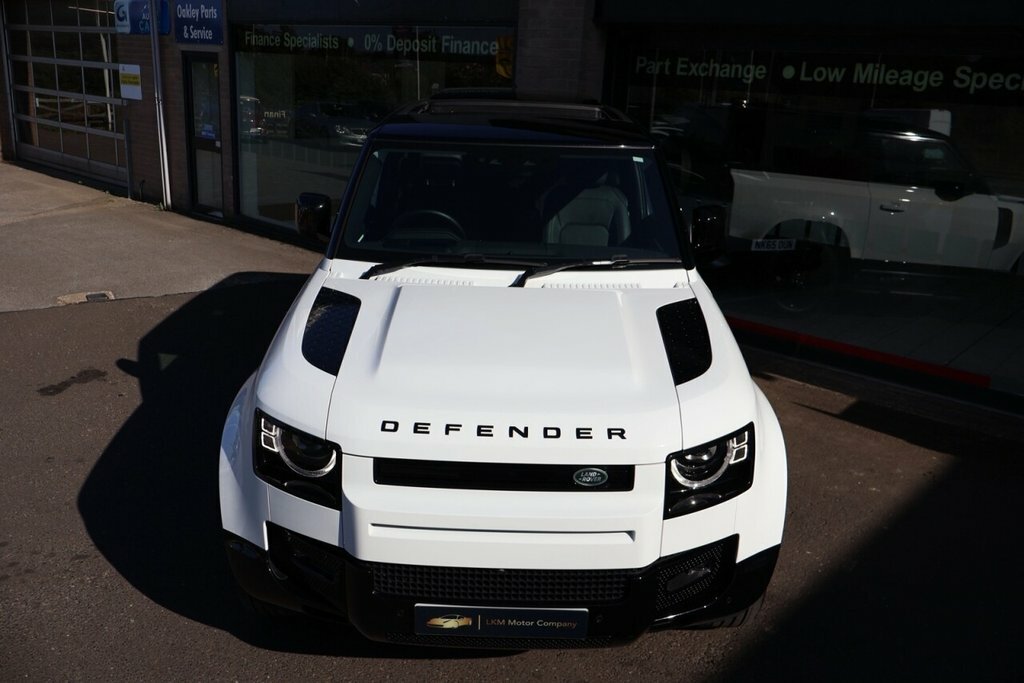 Land Rover Defender 90 3L X-dynamic Hse White #3
