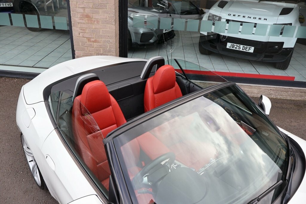 BMW Z4 3L M Sport Highline Edition White #6