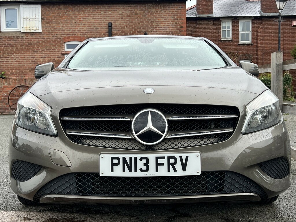 Mercedes-Benz A Class Hatchback 1.5 A180 Cdi Blueefficiency Se 2013 PN13FRV Grey #4