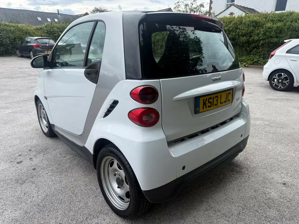 Smart Fortwo Coupe Pure Mhd 61 Coupe White #6