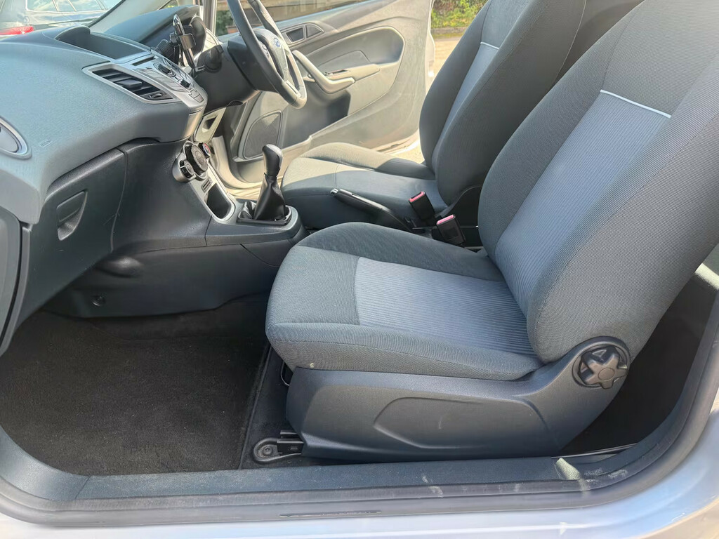 Ford Fiesta Edge 1.25 3-Door Hatchback Silver #10