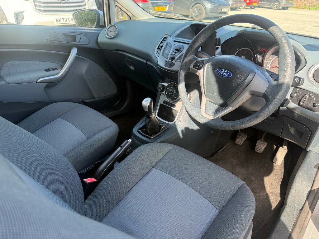 Ford Fiesta Edge 1.25 3-Door Hatchback Silver #7