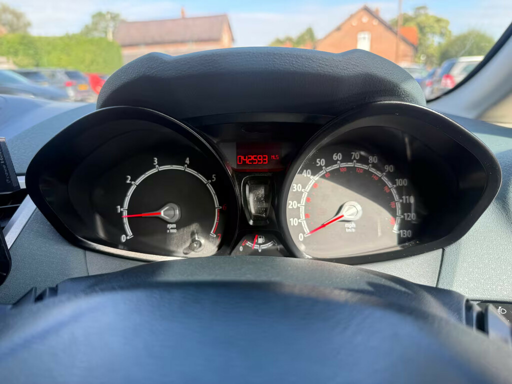 Ford Fiesta Edge 1.25 3-Door Hatchback Silver #14