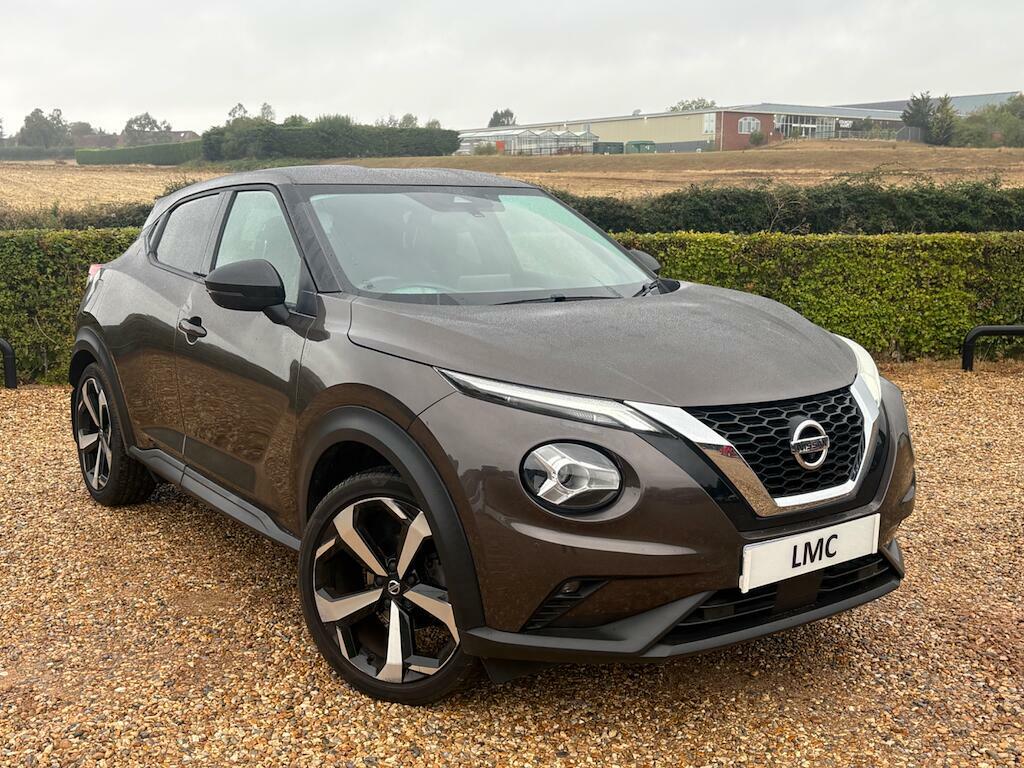 Nissan Juke Tekna Brown