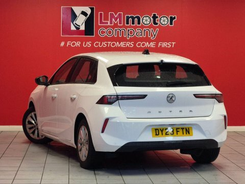 Vauxhall Astra 1.2 Astra Design White #3