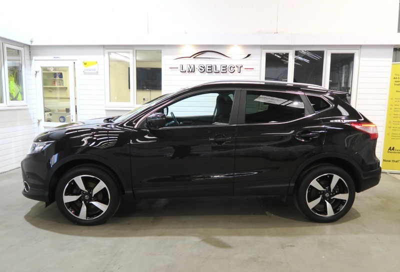 Nissan Qashqai N-connecta Dci 110 Black