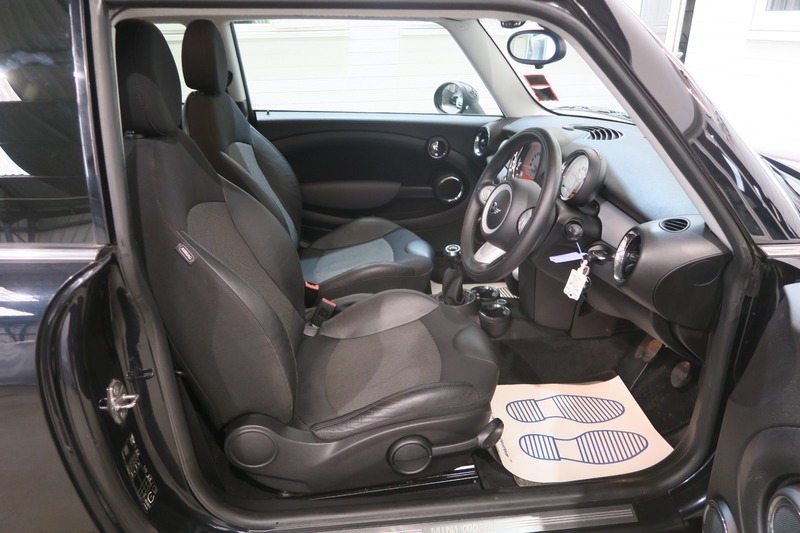 Mini Hatch Back Euro 4 120 Ps Silver #19