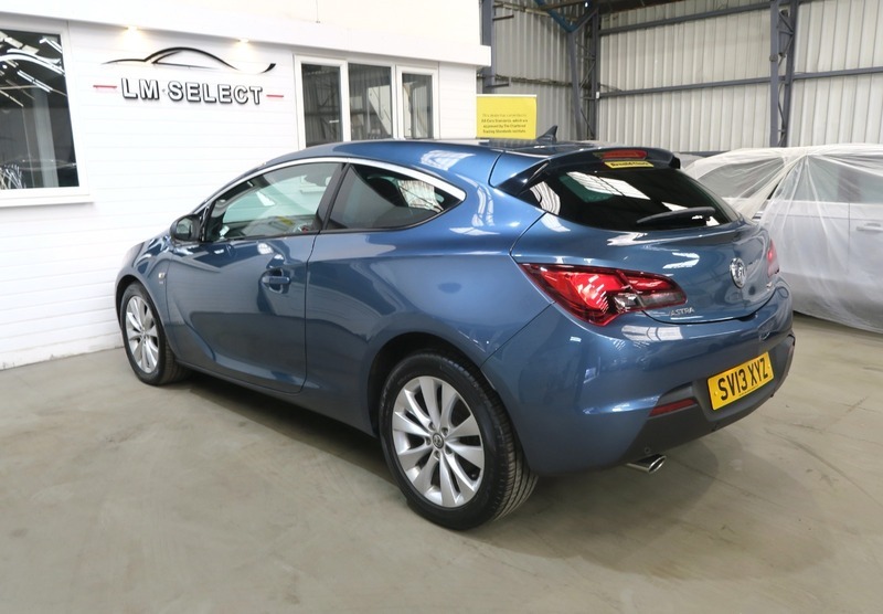 Vauxhall Astra GTC Astra Vxr White #9