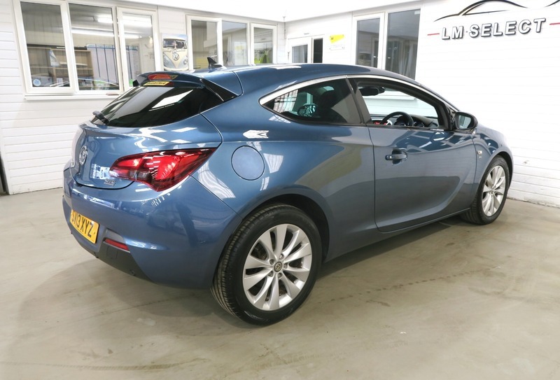 Vauxhall Astra GTC Astra Vxr White #18