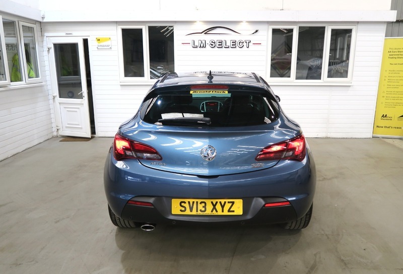 Vauxhall Astra GTC Astra Vxr White #13