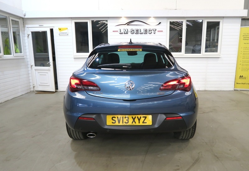 Vauxhall Astra GTC Astra Vxr White #12