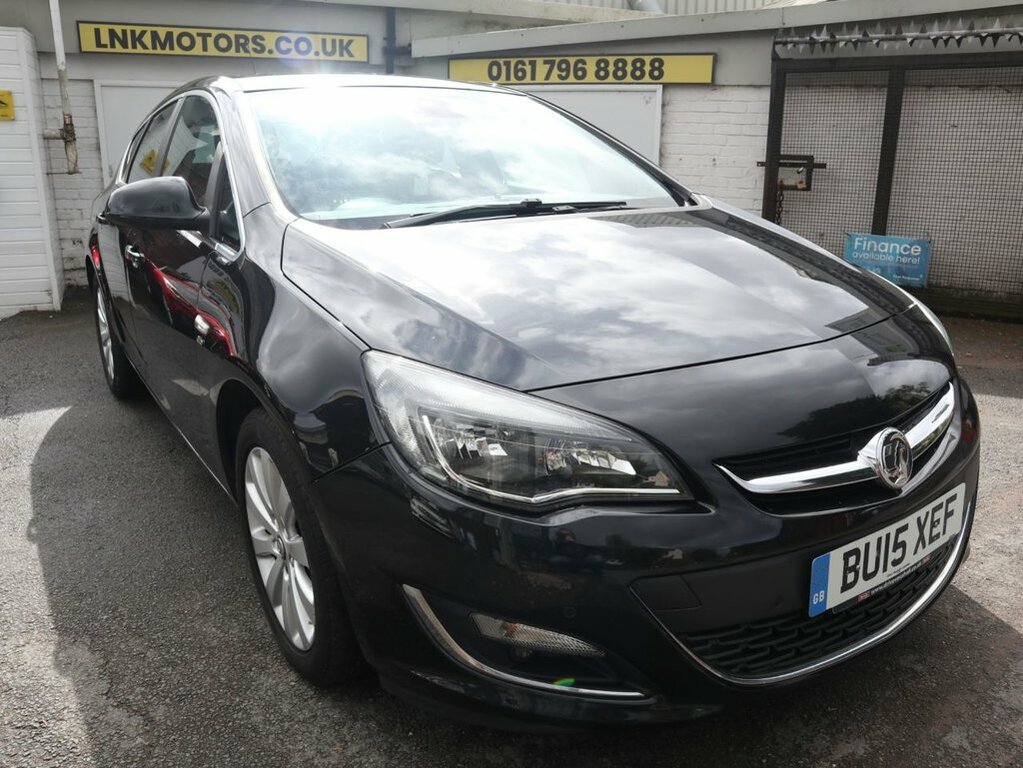 Vauxhall Astra 2L Elite Black