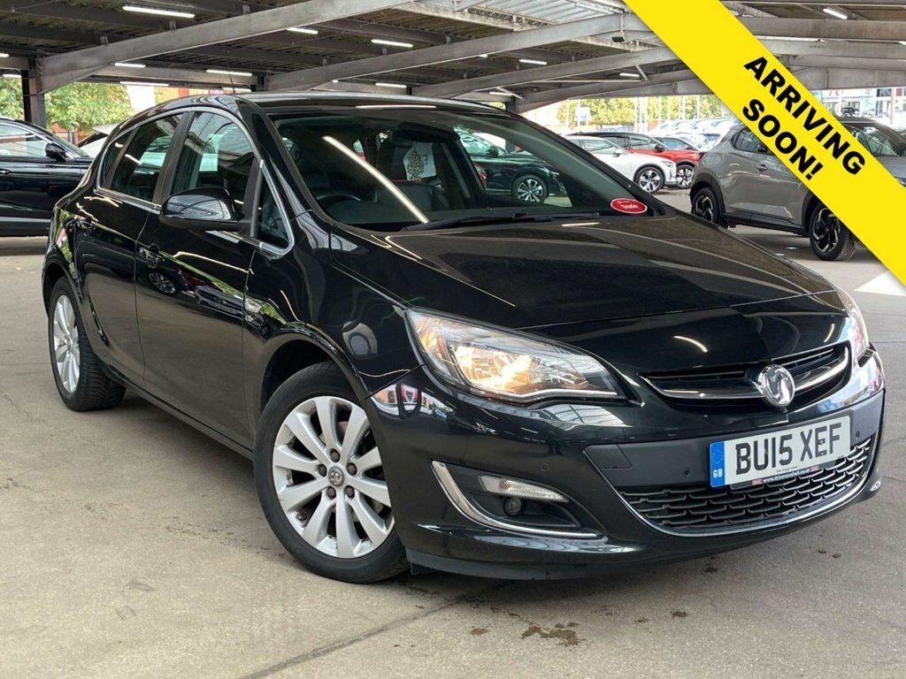 Vauxhall Astra Hatchback Silver #1