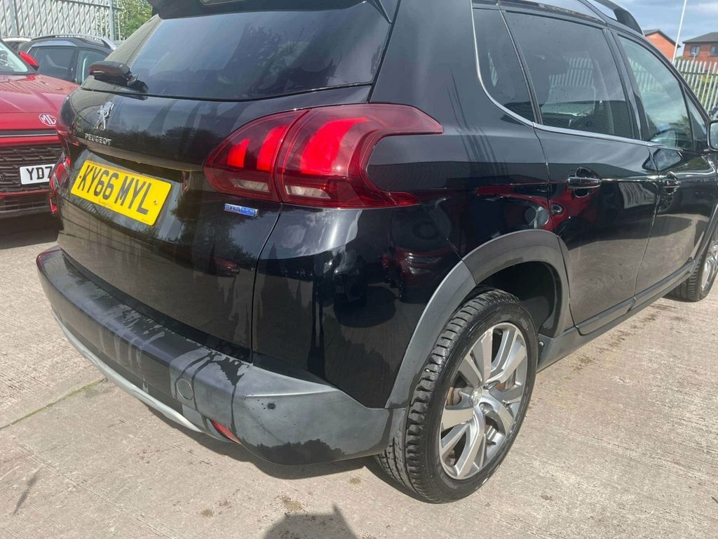 Peugeot 2008 1L Allure Black #5