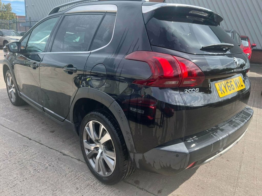 Peugeot 2008 Puretech Active Grey #7