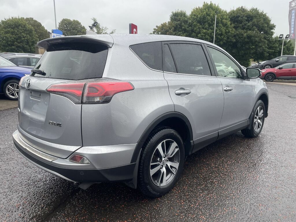 Toyota Rav 4 Excel White #7