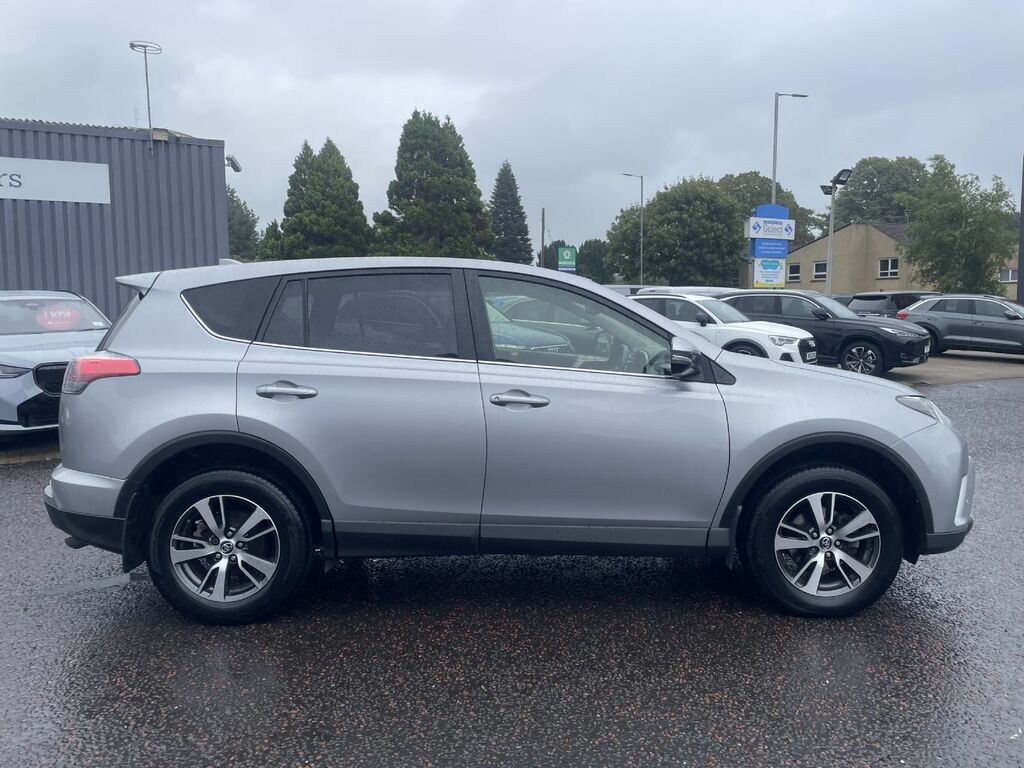Toyota Rav 4 Excel White #8