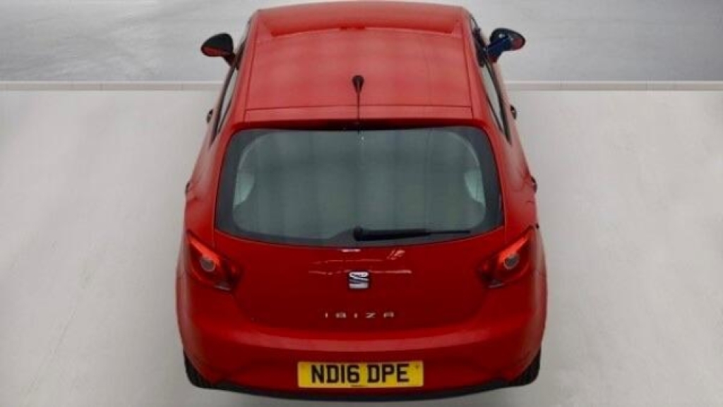 Seat Ibiza Tsi I-tech Red #8