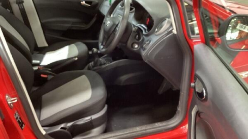 Seat Ibiza Tsi I-tech Red #9