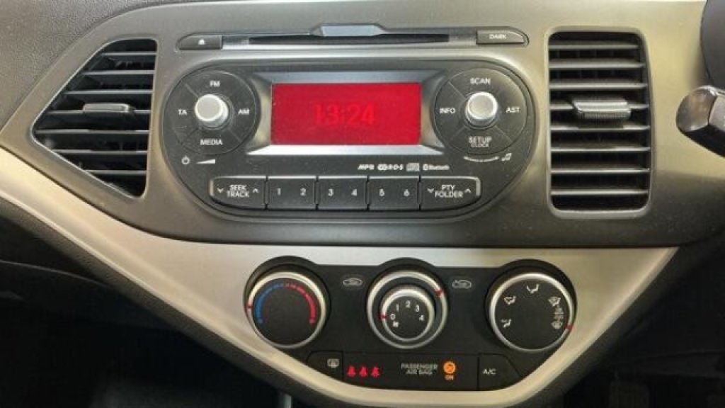 Kia Picanto 1.0 Vr7 Silver #9