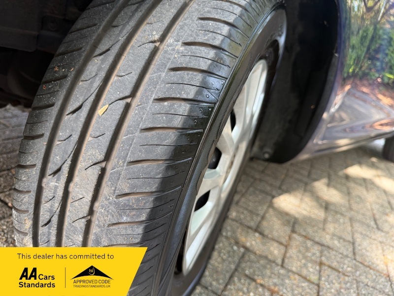 Vauxhall Corsa Corsa Se Black #7
