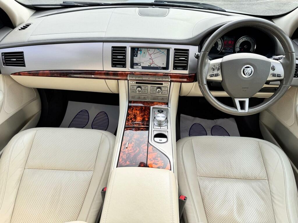 Jaguar XF V6 Luxury Blue #22