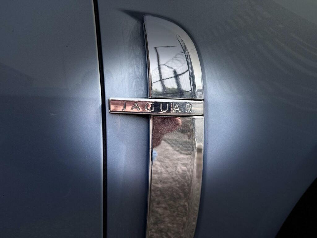 Jaguar XF V6 Luxury Blue #19