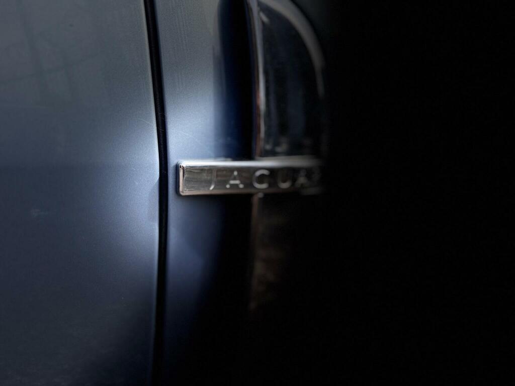Jaguar XF V6 Luxury Blue #18