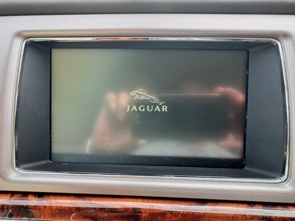 Jaguar XF V6 Luxury Blue #23