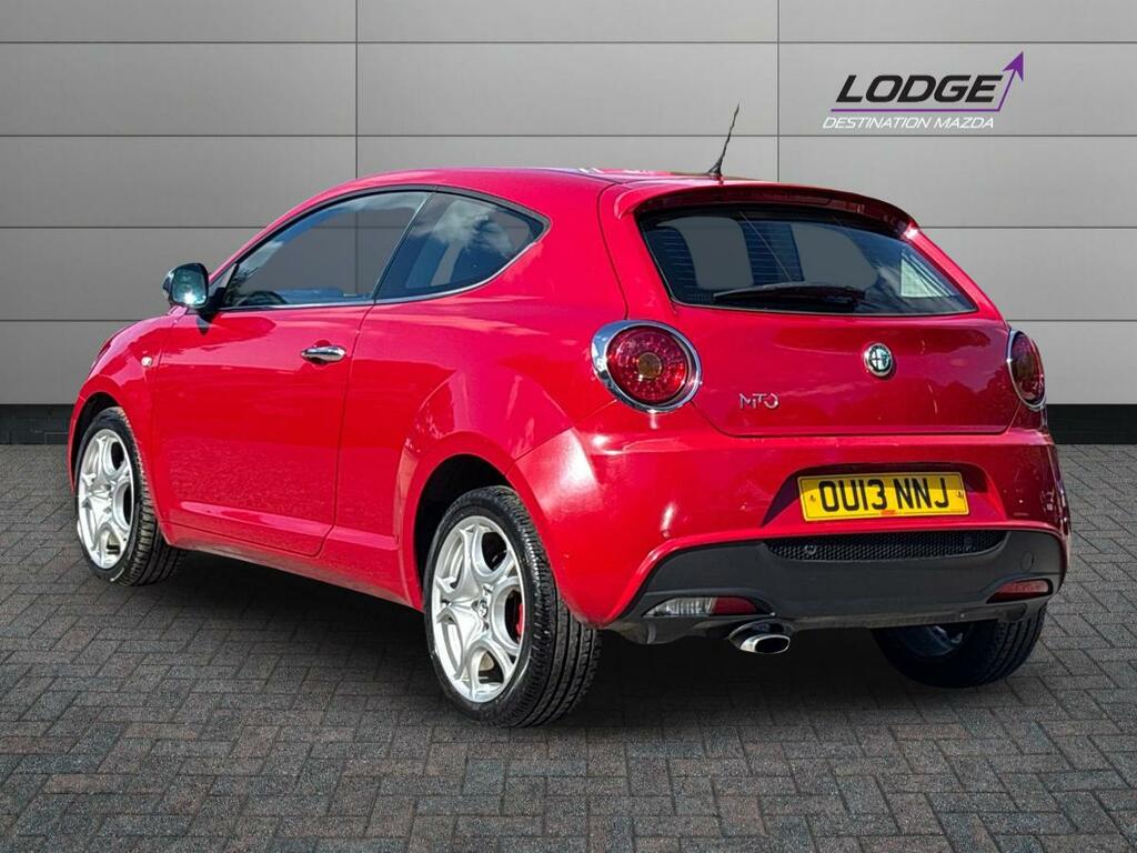 Alfa Romeo MiTo 1.3 Jtdm-2 85 Distinctive Red #5