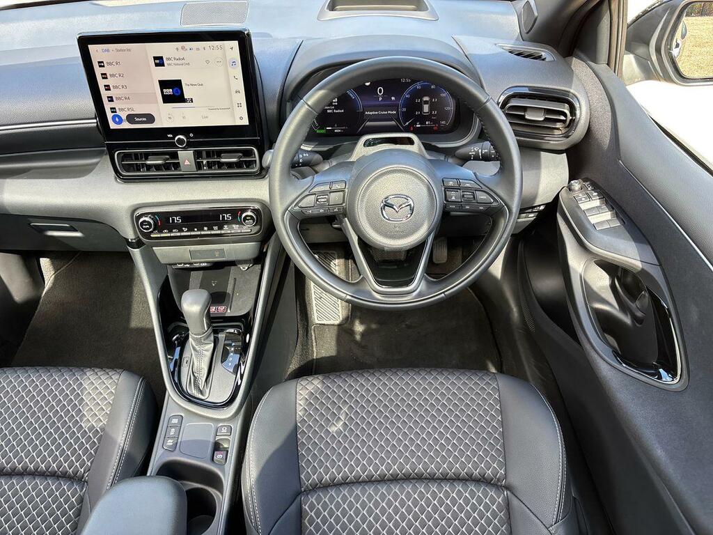 Mazda 2 1.5I Hybrid Centre Line Cvt Blue #12