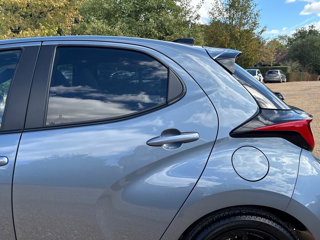Mazda 2 1.5I Hybrid Centre Line Cvt Blue #41