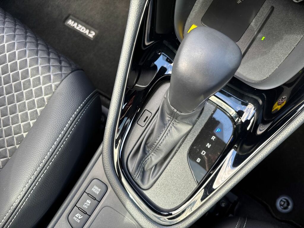 Mazda 2 1.5I Hybrid Centre Line Cvt Blue #27