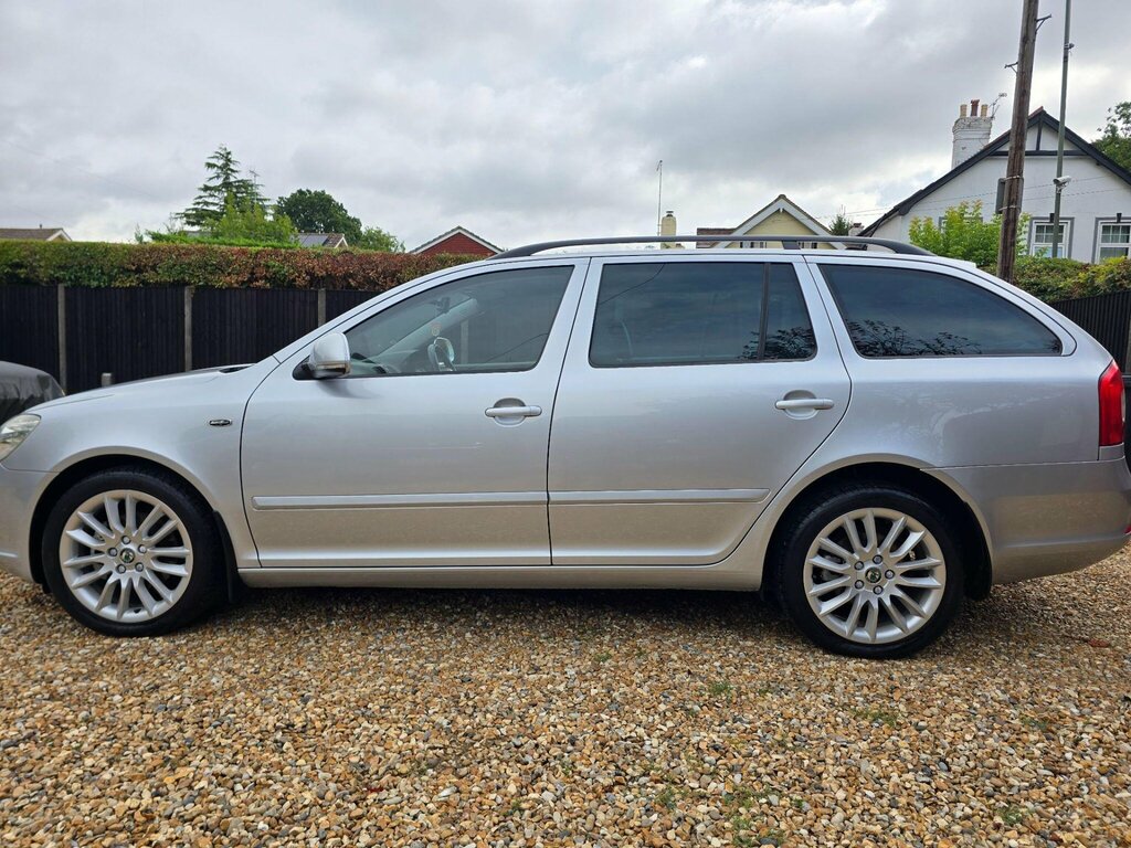 Skoda Octavia 1.8 Tsi Laurin Klement Dsg Euro 5 Silver #4