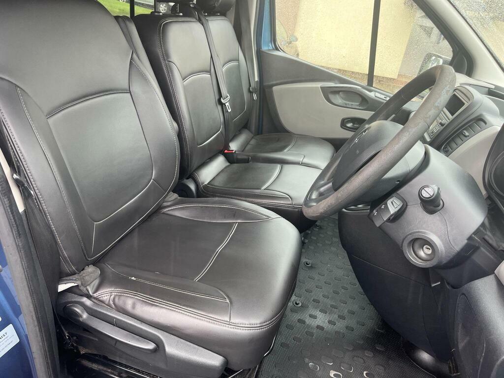 Renault Trafic Van 1.6 Sl27 Dci 115 Sport 201565 Black #11