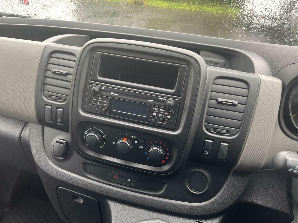 Renault Trafic Van 1.6 Sl27 Dci 115 Sport 201565 Black #12
