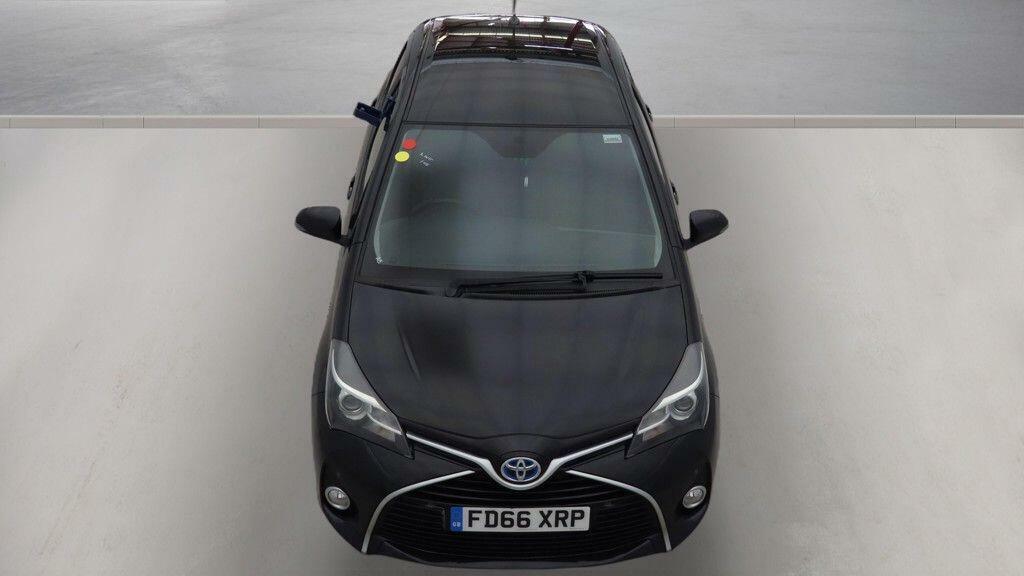 Toyota Yaris 1.5 Vvt-h Icon E-cvt Euro 6 Black #2