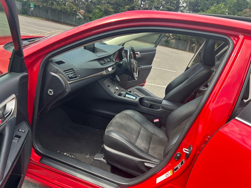 Lexus CT 200H Advance 5-Door Grey #31