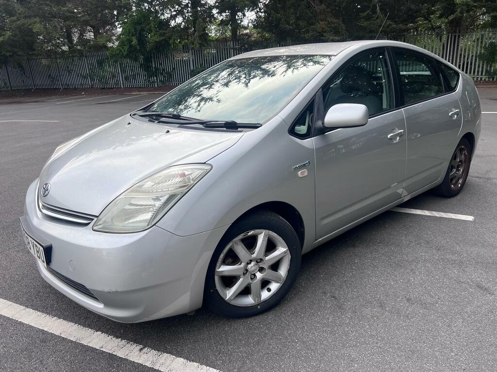 Toyota Prius 1.5 T3 Cvt Silver #6