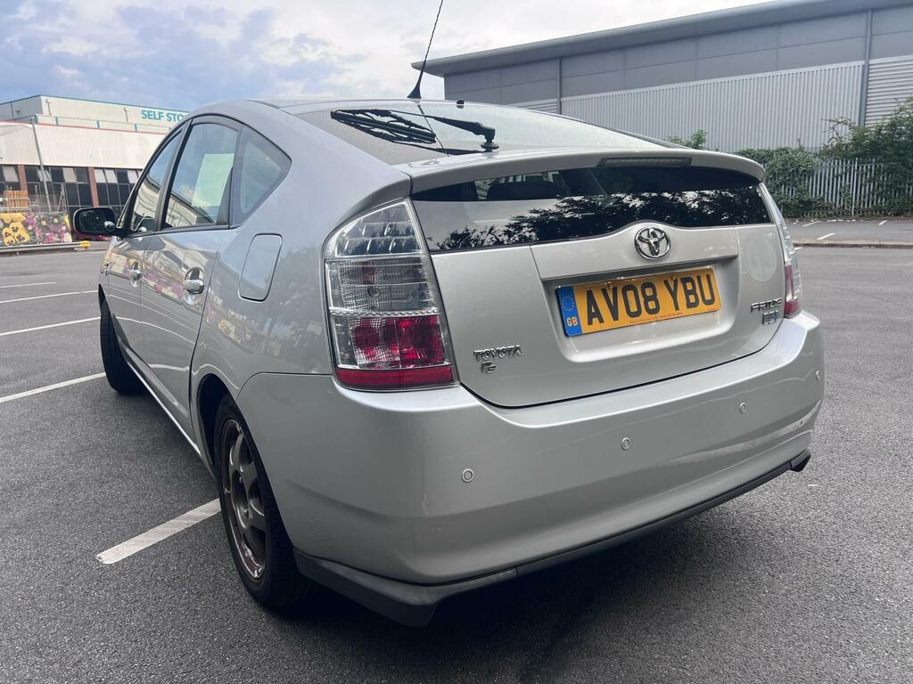 Toyota Prius 1.5 T3 Cvt Silver #4