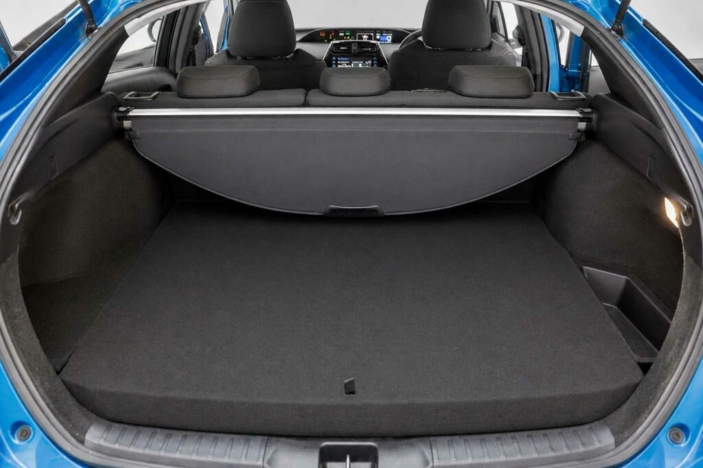 Toyota Prius+ Hatchback Black #46