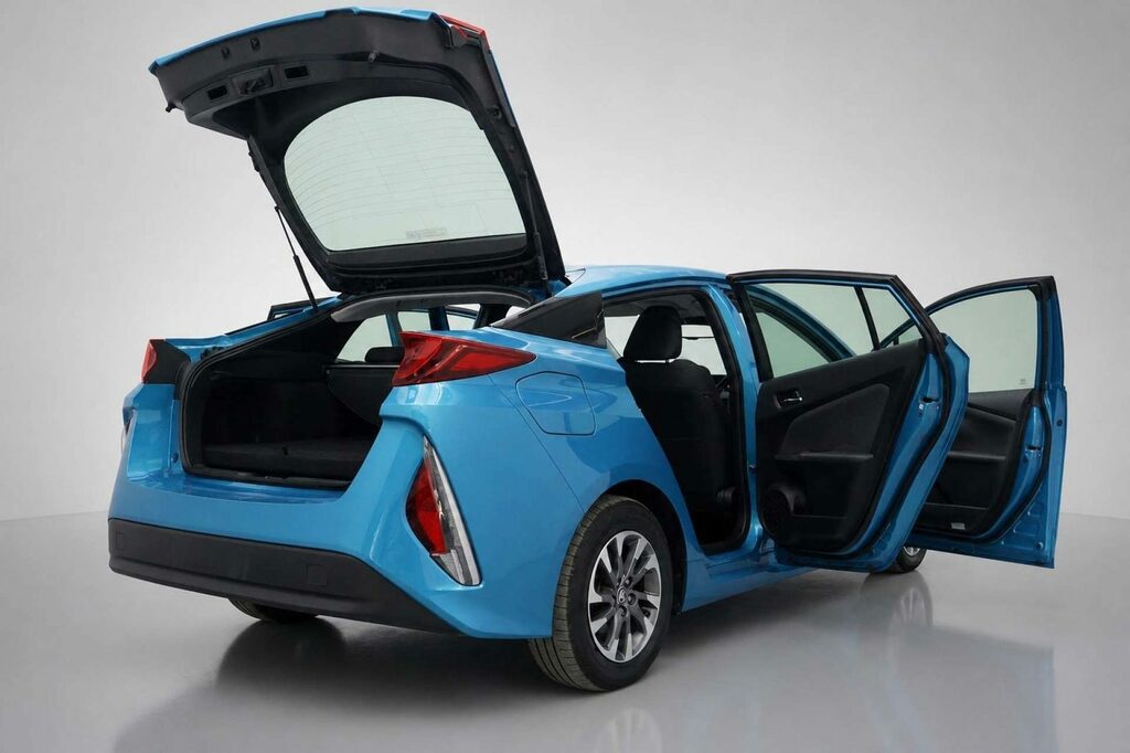 Toyota Prius+ Hatchback Black #53